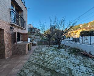 Vista exterior de Casa o xalet en venda en Castellet i la Gornal amb Calefacció, Jardí privat i Terrassa