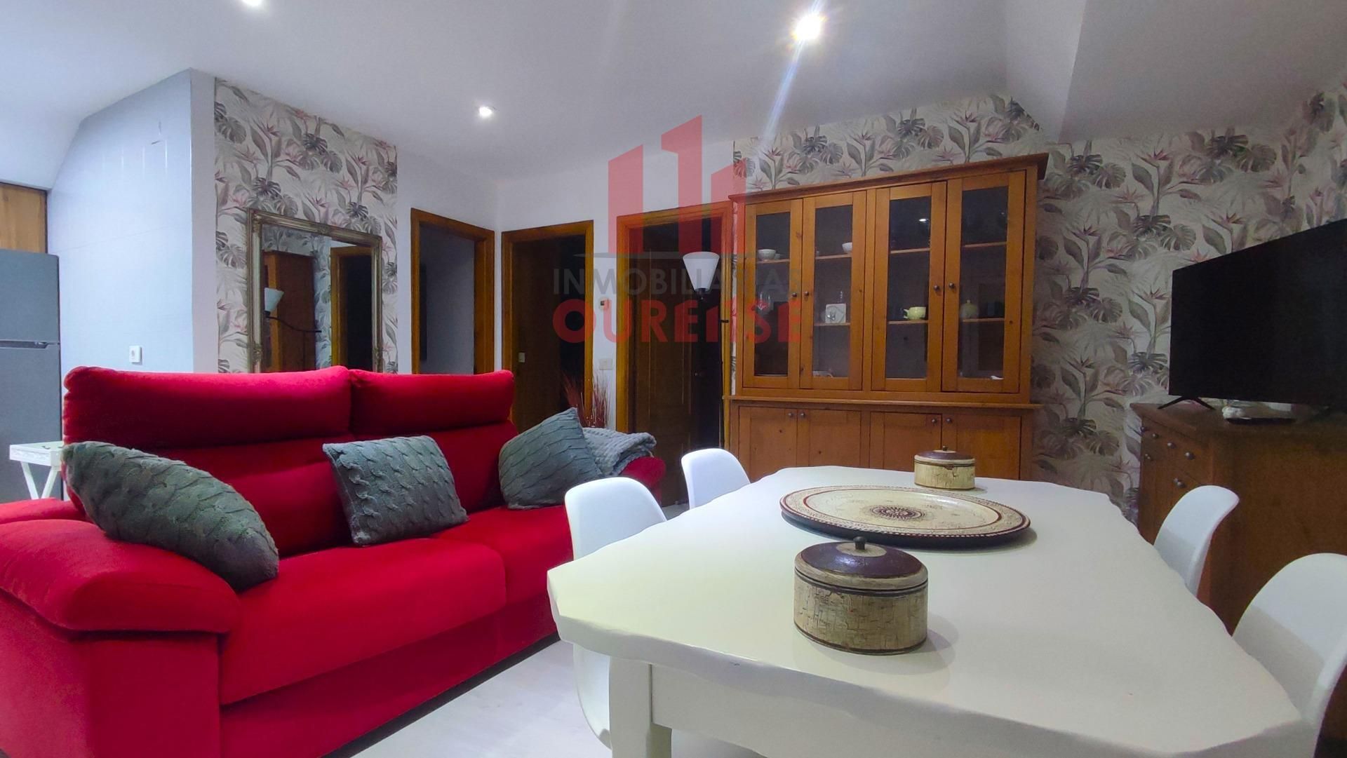 Exterior view of House or chalet to rent in Toén  with Furnished and Balcony