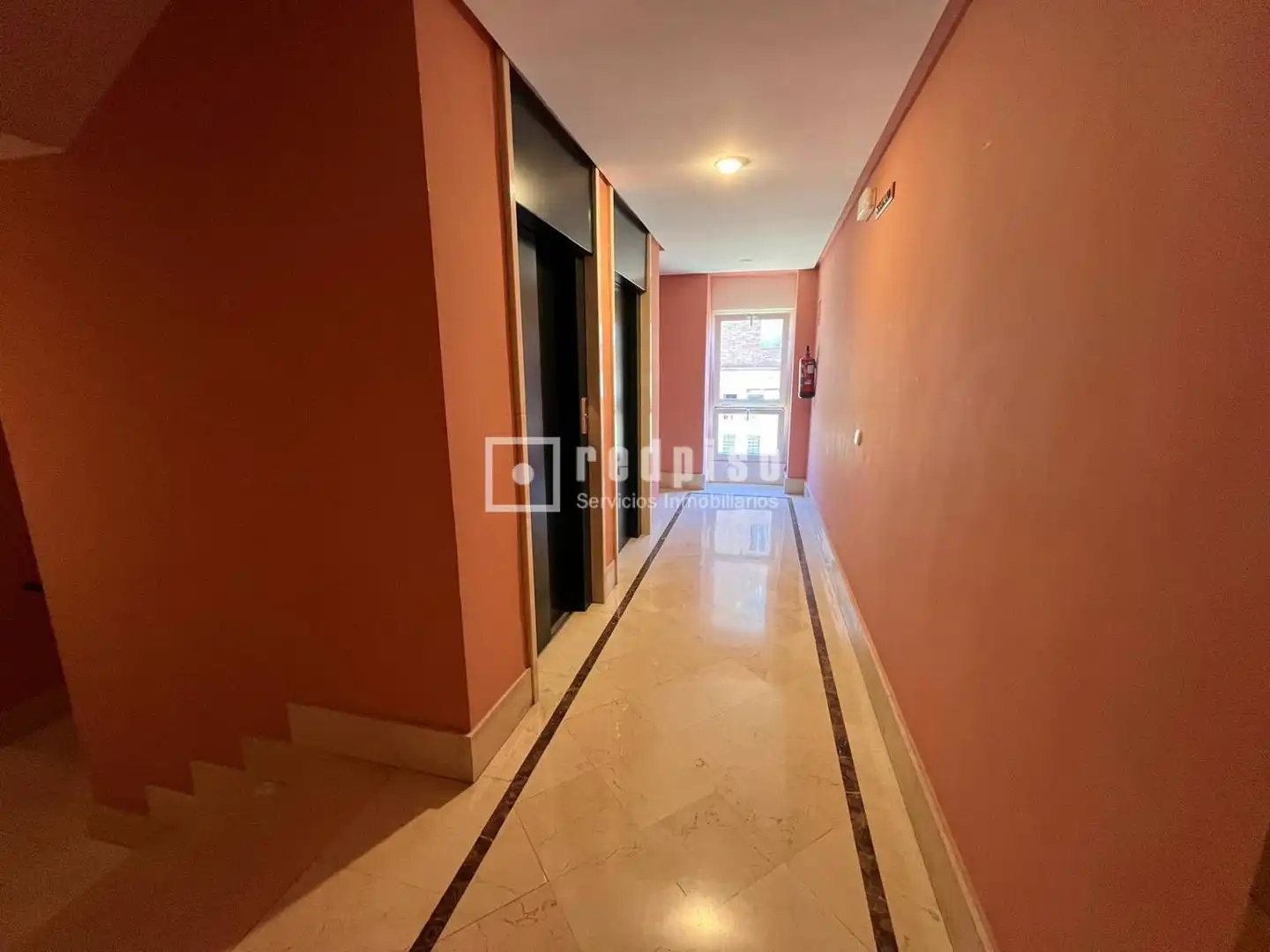 Flat for sale in Madrid  with Air Conditioner, Heating and Private garden