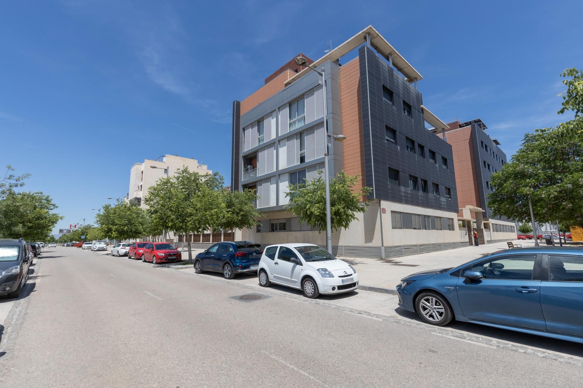 Exterior view of Garage for sale in Armilla