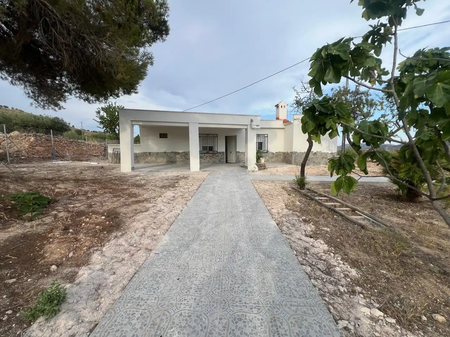 Casa en venda a Algueña