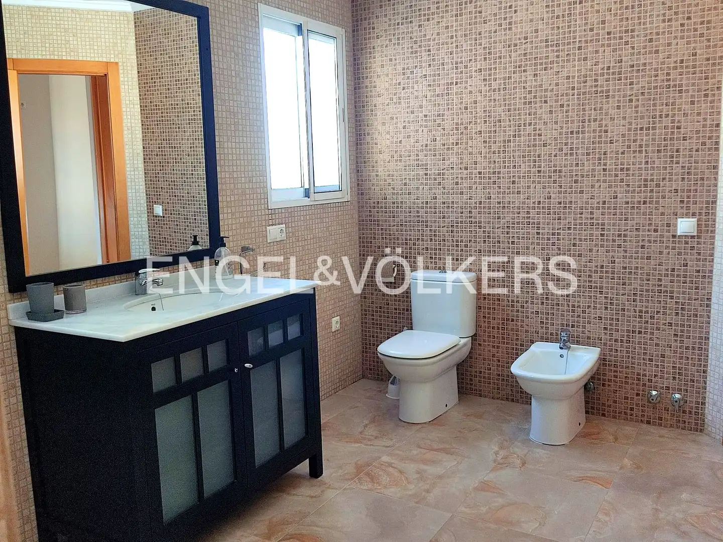 Bathroom of Houses for rent in Picassent  with Air Conditioner, Heating and Private garden