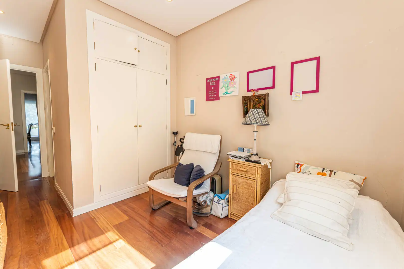 Dormitori de Casa o xalet en venda en Torrelodones amb Calefacció, Jardí privat i Parquet