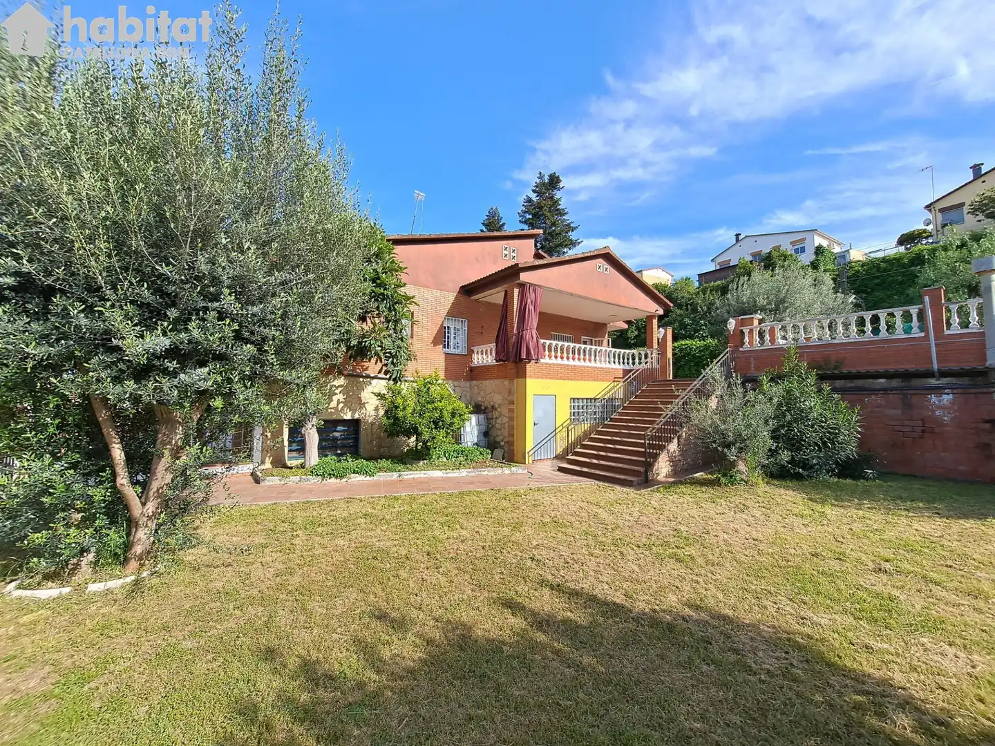 Garden of Houses for sale in Masquefa  with Air Conditioner, Heating and Private garden