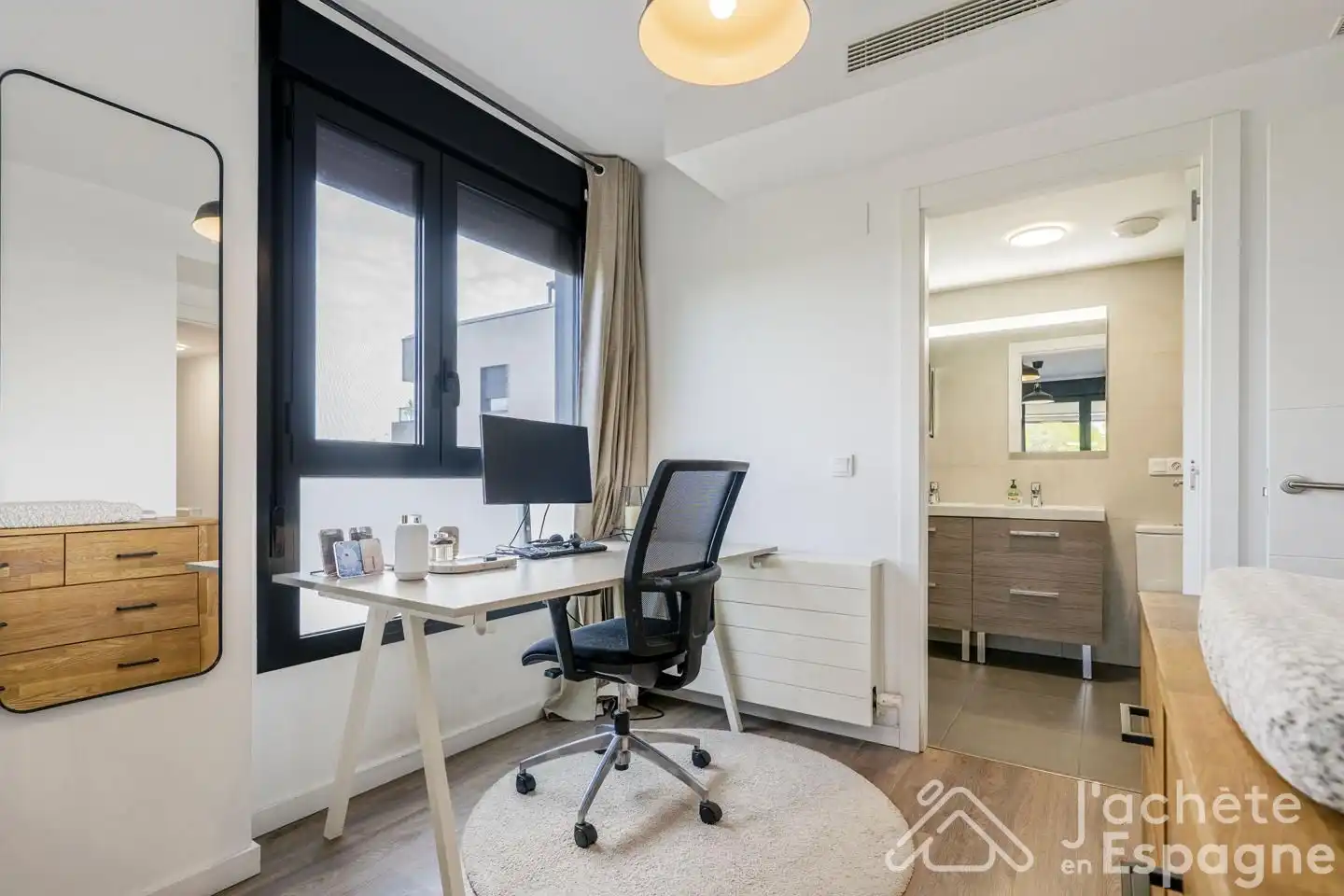Flat for sale in Rocafort  with Air Conditioner and Terrace