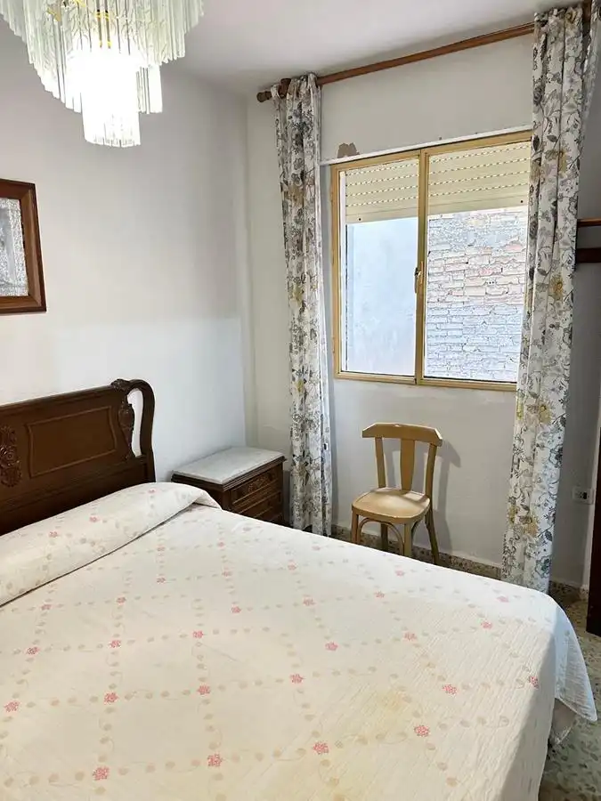 Schlafzimmer von Wohnung zum Verkauf in Almuñécar mit Möbliert, Waschmaschine und Mikrowelle