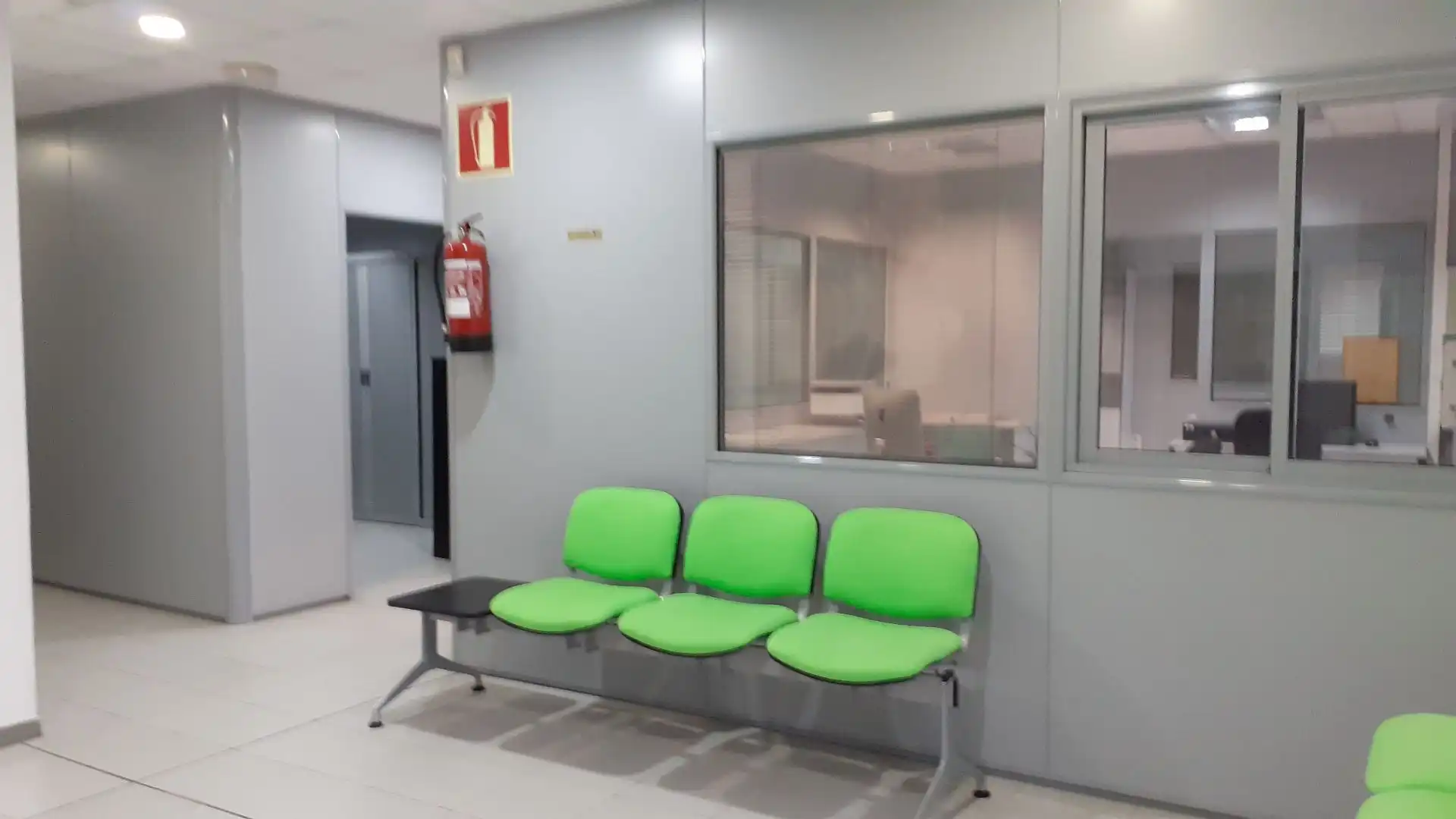 Fabrikhallen zum Verkauf in L'Hospitalet de Llobregat
