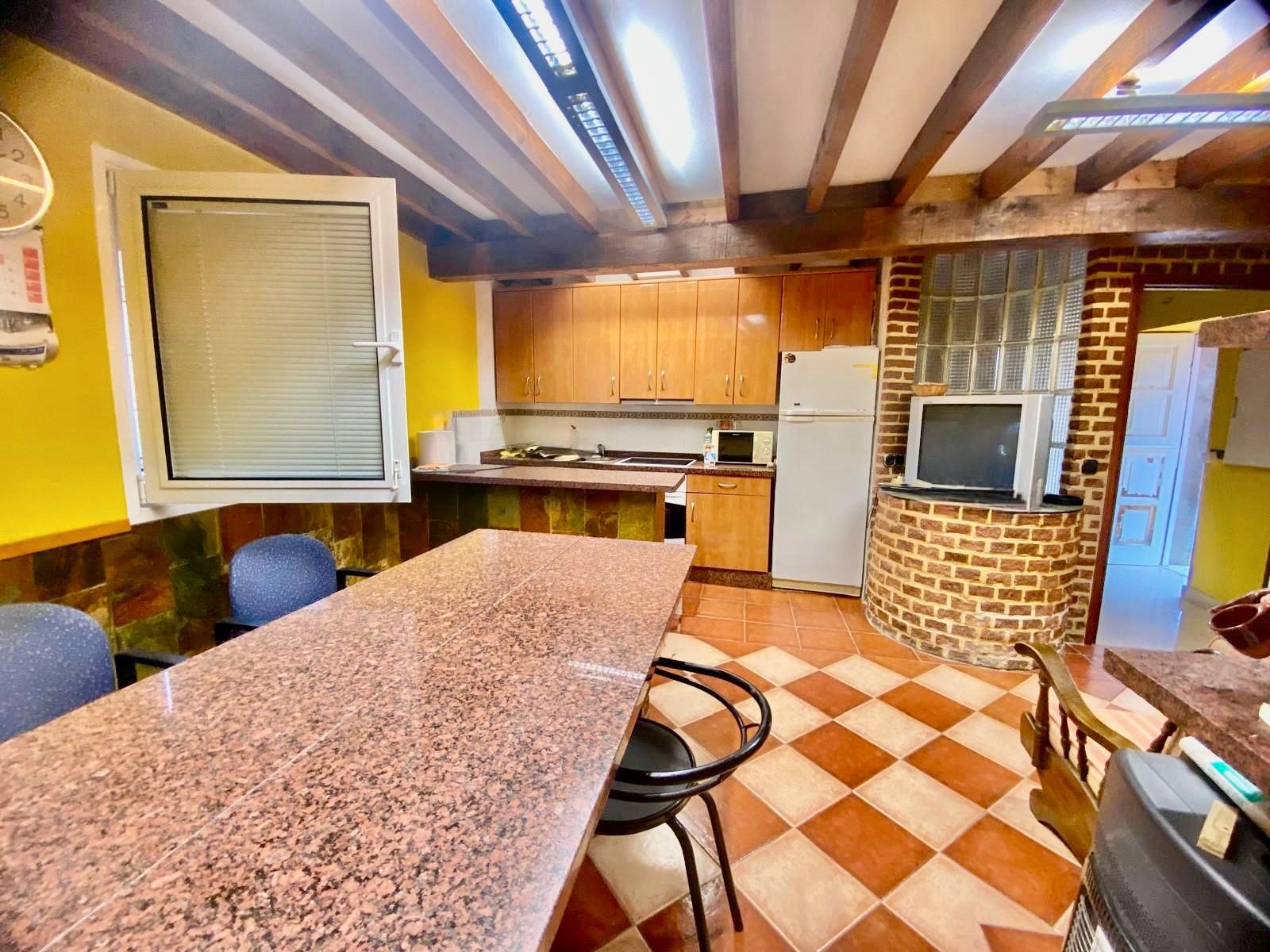 Country house for sale in LE-6444, 14, Soto de la Vega