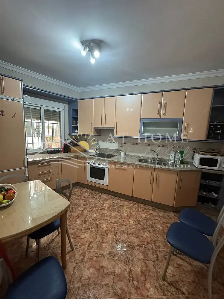 Küche von Haus oder Chalet zur Miete in Torrox mit Ofen