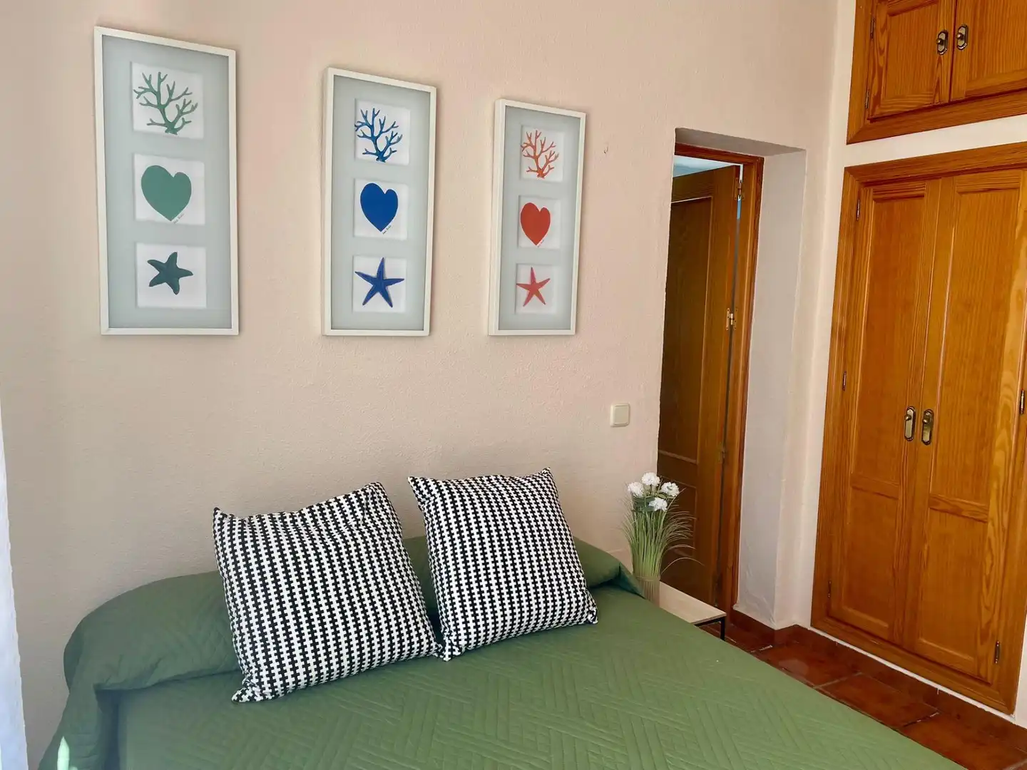 Habitación de Casa o chalet de alquiler en Rincón de la Victoria con Terraza, Trastero y Amueblado