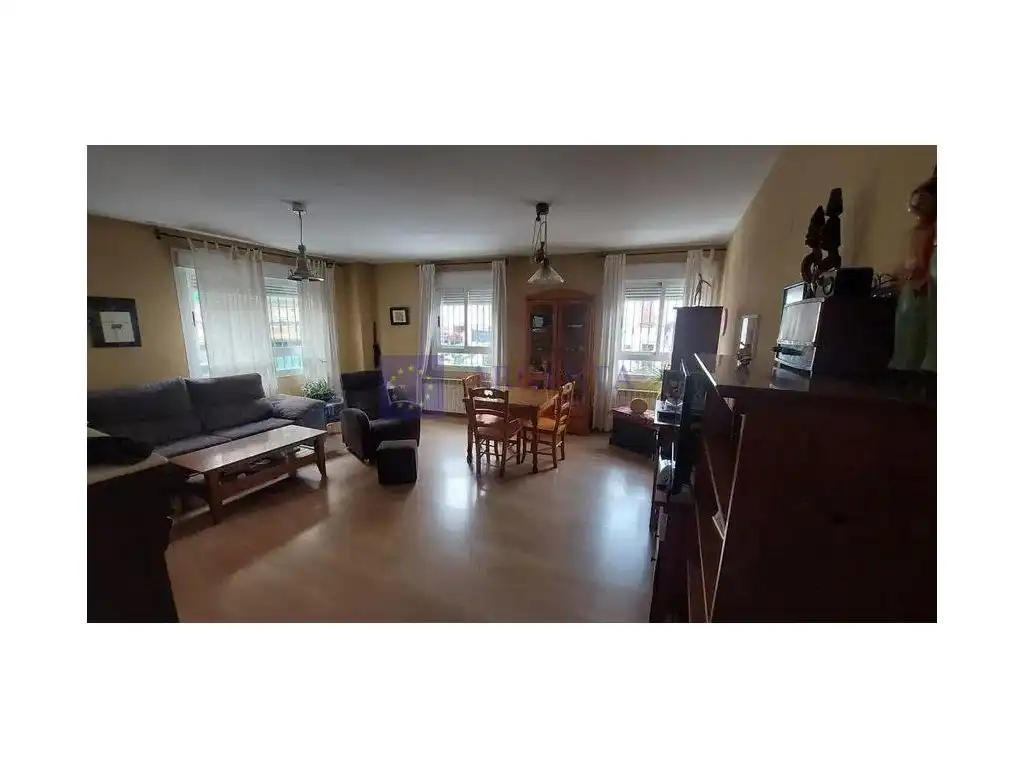 Flat for sale in Aguas Vivas - La Zambomba
