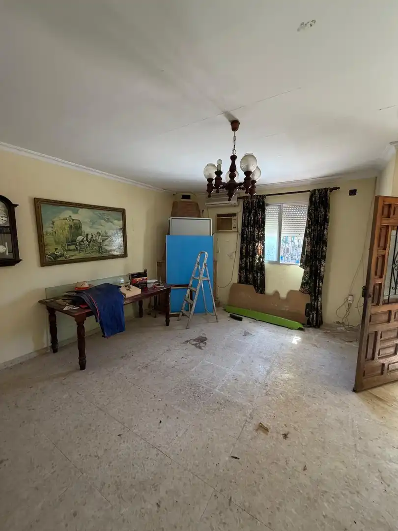 Sala d'estar de Finca rústica en venda en Utrera