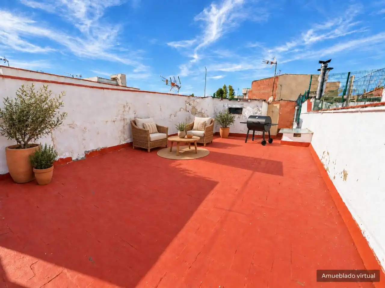 Semi-detached house with garden for sale in Calle Antonio Vico