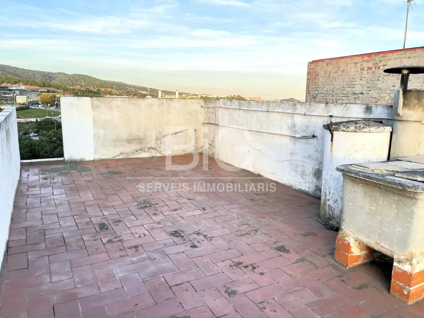 Vista exterior de Ático en venta en Mataró con Terraza, Trastero y Balcón