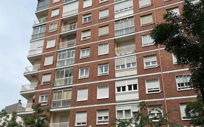 Exterior view of Flat for sale in Valladolid Capital  with Terrace and Storage room