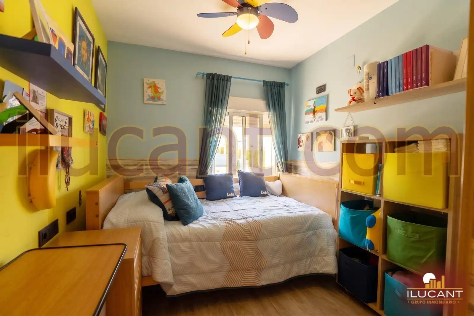 Dormitori de Casa o xalet en venda en Alicante / Alacant amb Aire condicionat, Calefacció i Terrassa