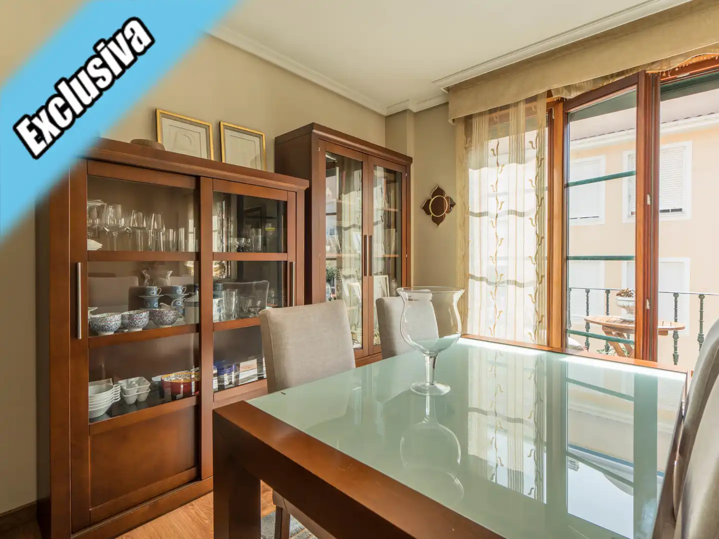 Esszimmer von Maisonette zum Verkauf in Laredo mit Heizung, Parkett und Balkon