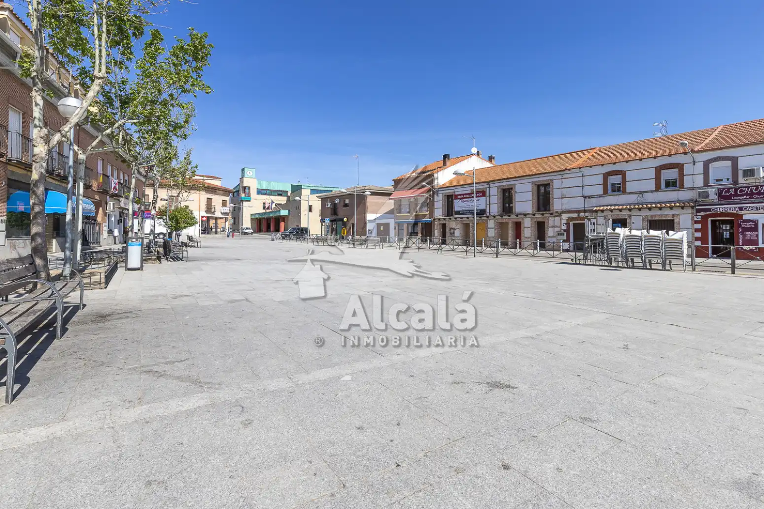 Außenansicht von Wohnung zum Verkauf in Camarma de Esteruelas mit Heizung, Balkon und Gemeinschaftspool