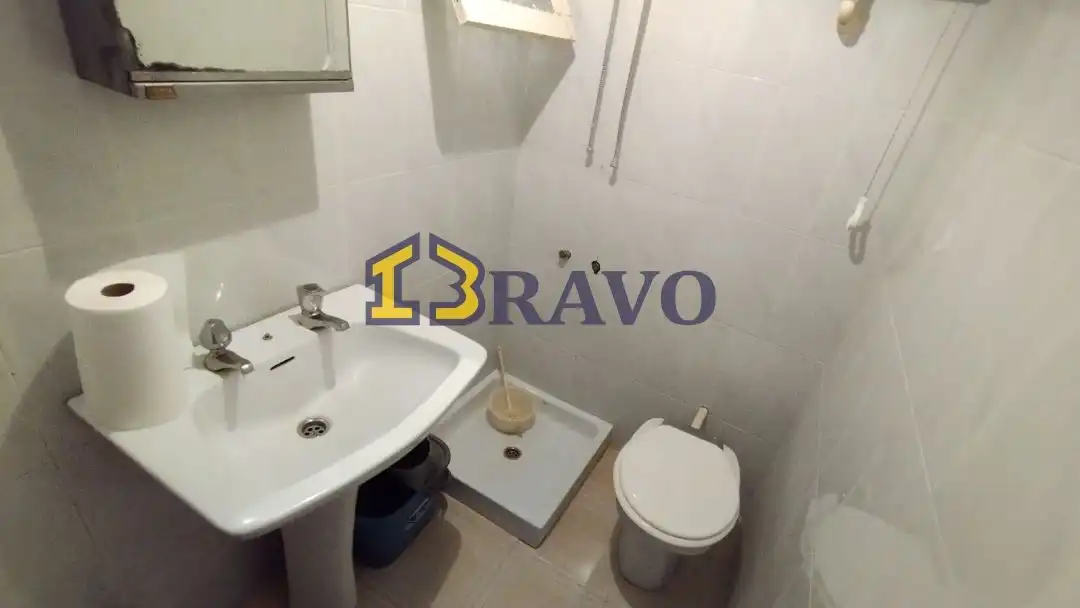 Baño de Casa o chalet en venta en Merindad de Cuesta-Urria con Calefacción, Jardín privado y Amueblado
