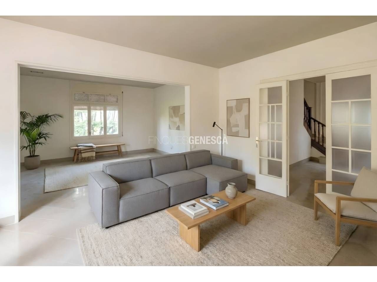 Sala d'estar de Casa o xalet en venda en Matadepera amb Jardí privat i Piscina