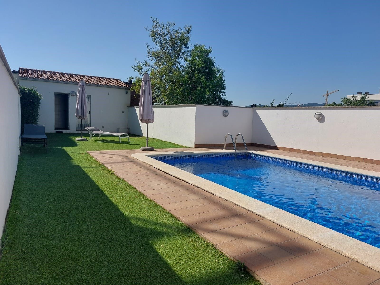 Piscina de Pis en venda en Cerdanyola del Vallès amb Aire condicionat, Calefacció i Terrassa
