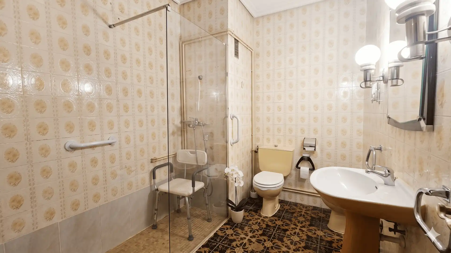 Badezimmer von Wohnung zum Verkauf in Cáceres mit Terrasse