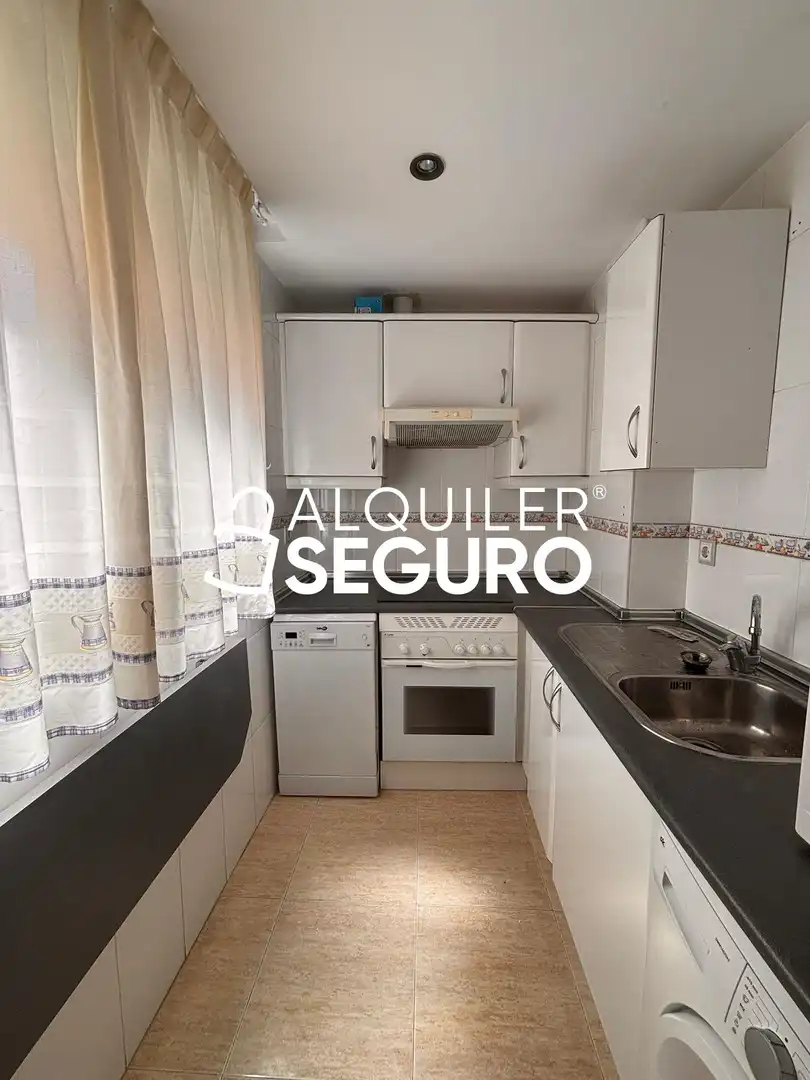 Küche von Wohnung zur Miete in Madrid mit Klimaanlage, Heizung und Möbliert