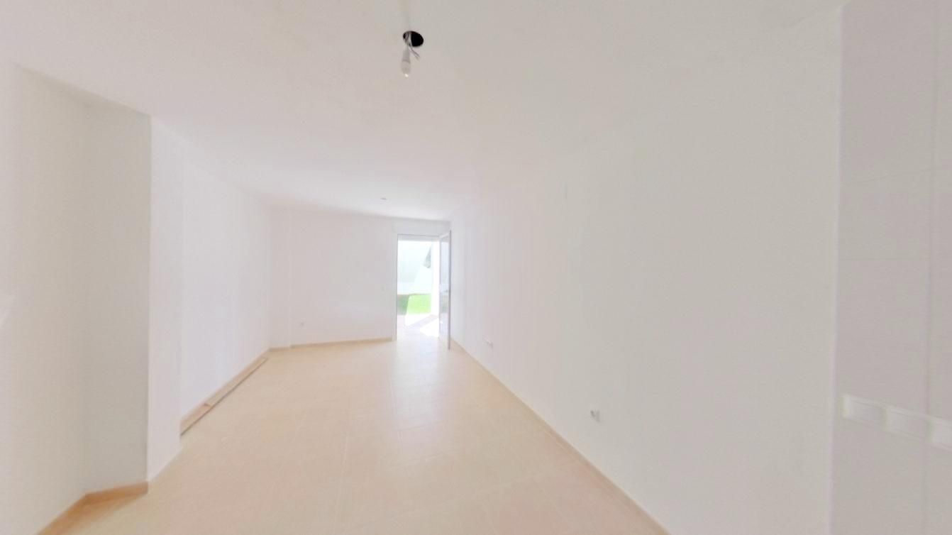 Flat for sale in Marbella  with Private garden and Swimming Pool