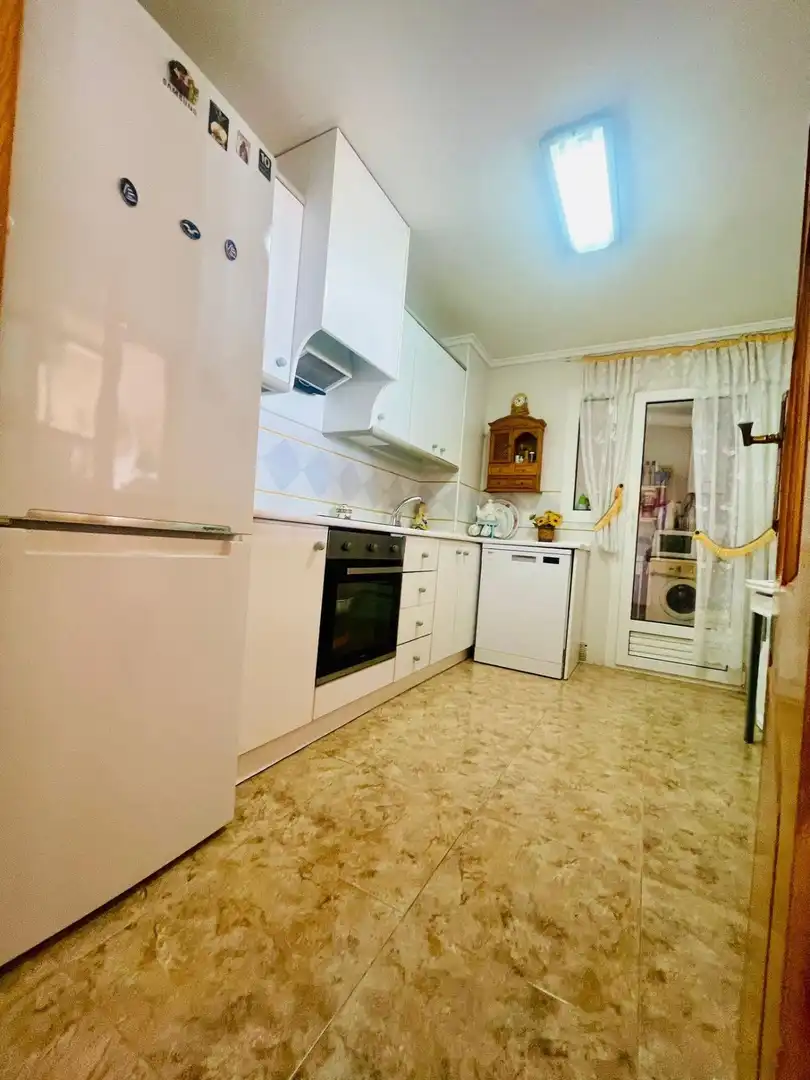 Apartamento con ascensor en venta en La Mata, imagen 8
