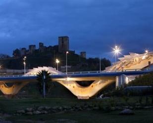 Vista exterior de Edifici en venda en Alcalá de Guadaira