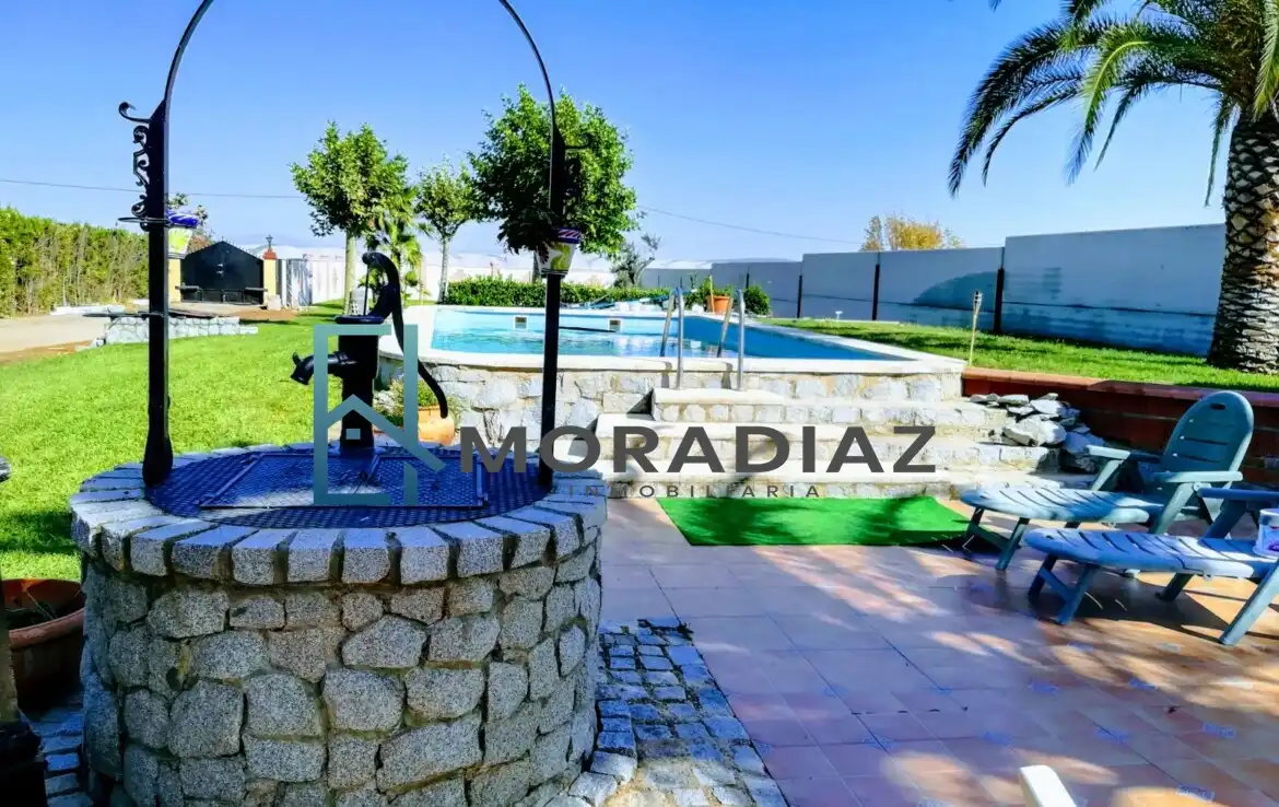 Jardí de Casa o xalet en venda en Don Benito amb Aire condicionat, Calefacció i Jardí privat