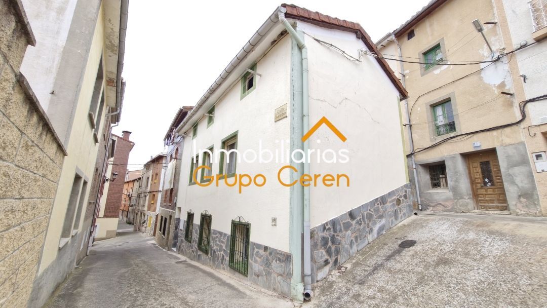 Exterior view of House or chalet for sale in Cerezo de Río Tirón  with Furnished