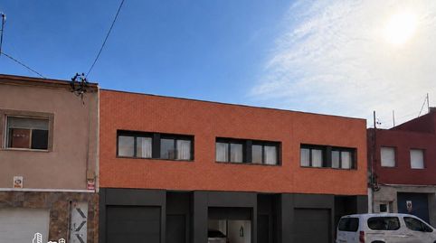 Foto 2 de Casa adosada en venda a Eduardo Marquina, Zona Esportiva, Terrassa