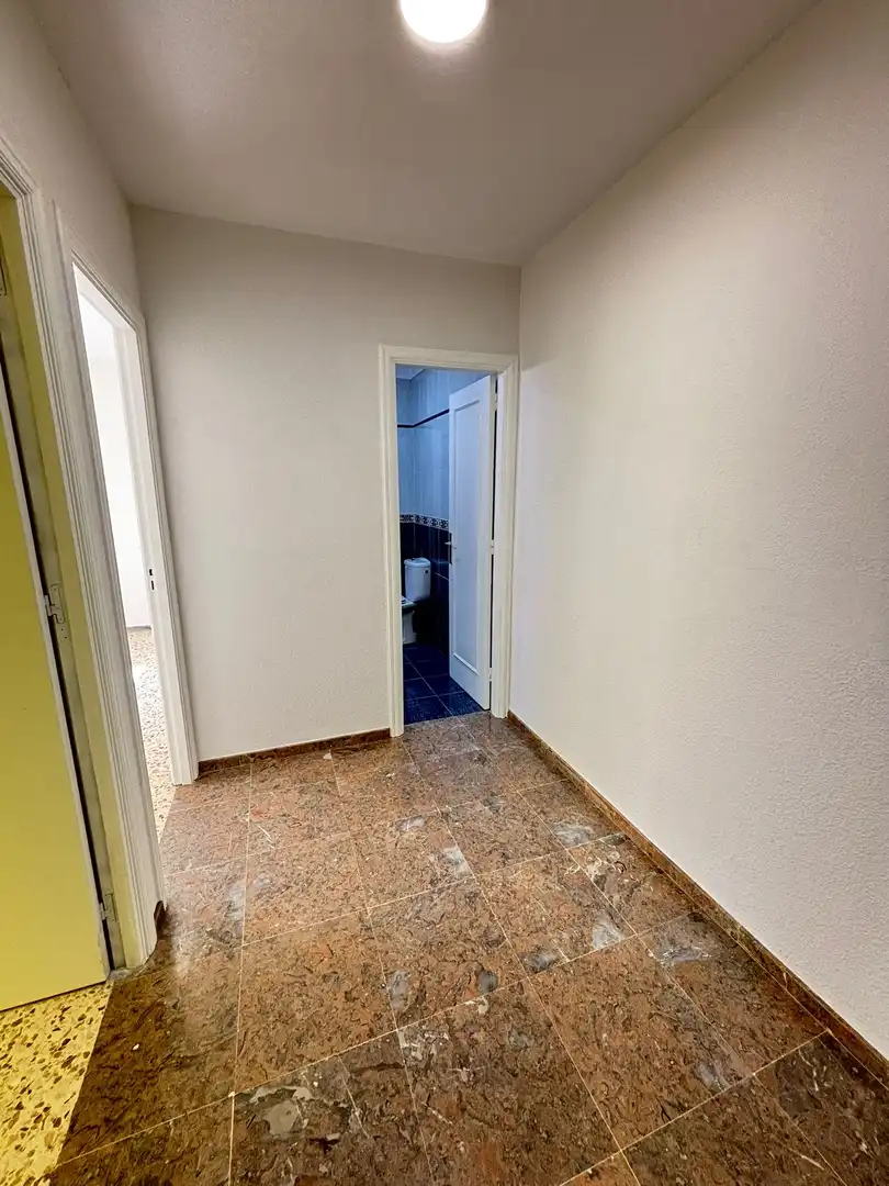 Piso de alquiler en San Cristóbal de la Laguna con Terraza, Trastero y Amueblado