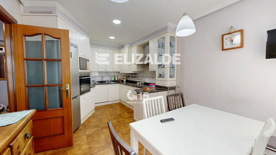 Maison mitoyenne avec piscine à vendre à Tellerigaina Kalea, imagen 12