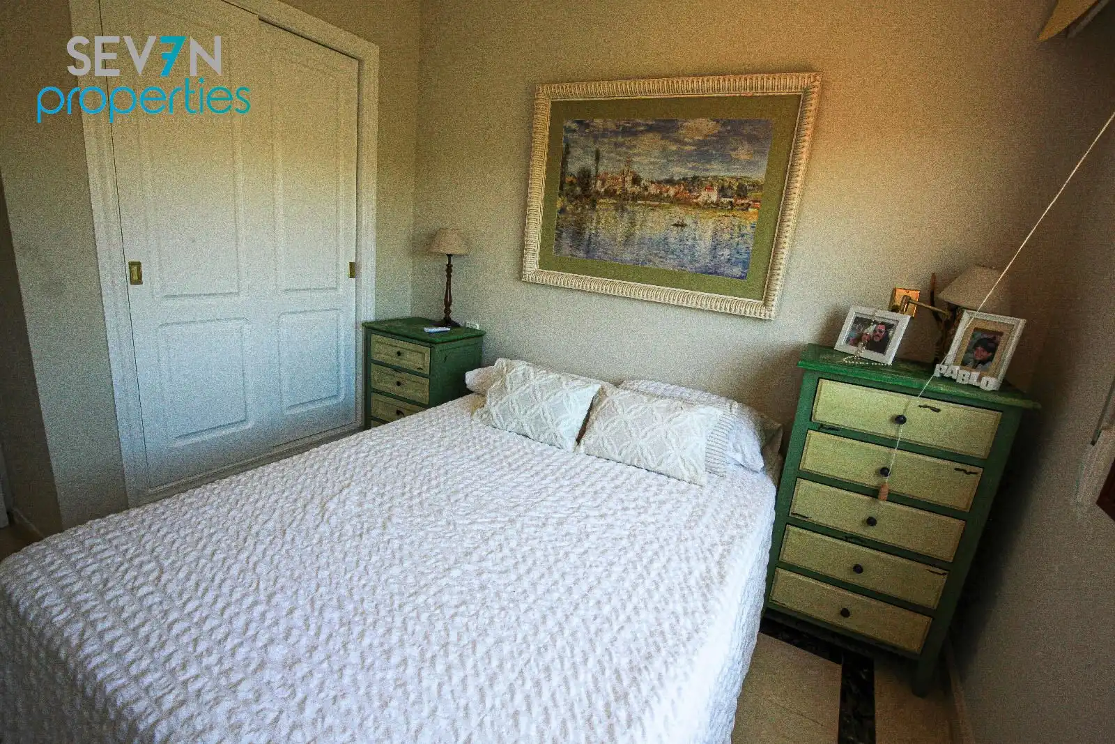 Habitación de Casa adosada en venta en Alicante / Alacant con Aire acondicionado, Calefacción y Piscina