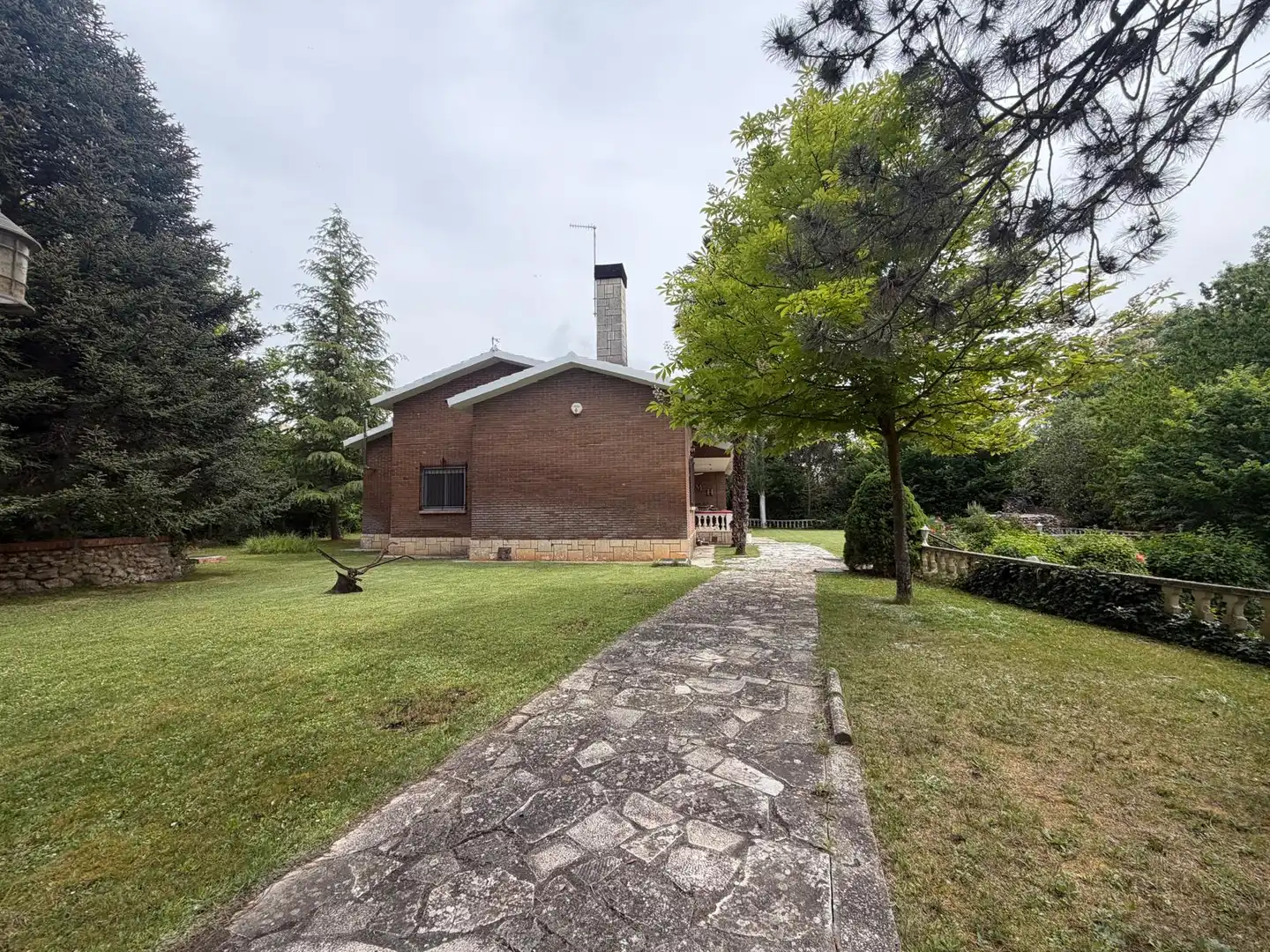 Exterior view of Houses for sale in Roa  with Heating, Private garden and Terrace