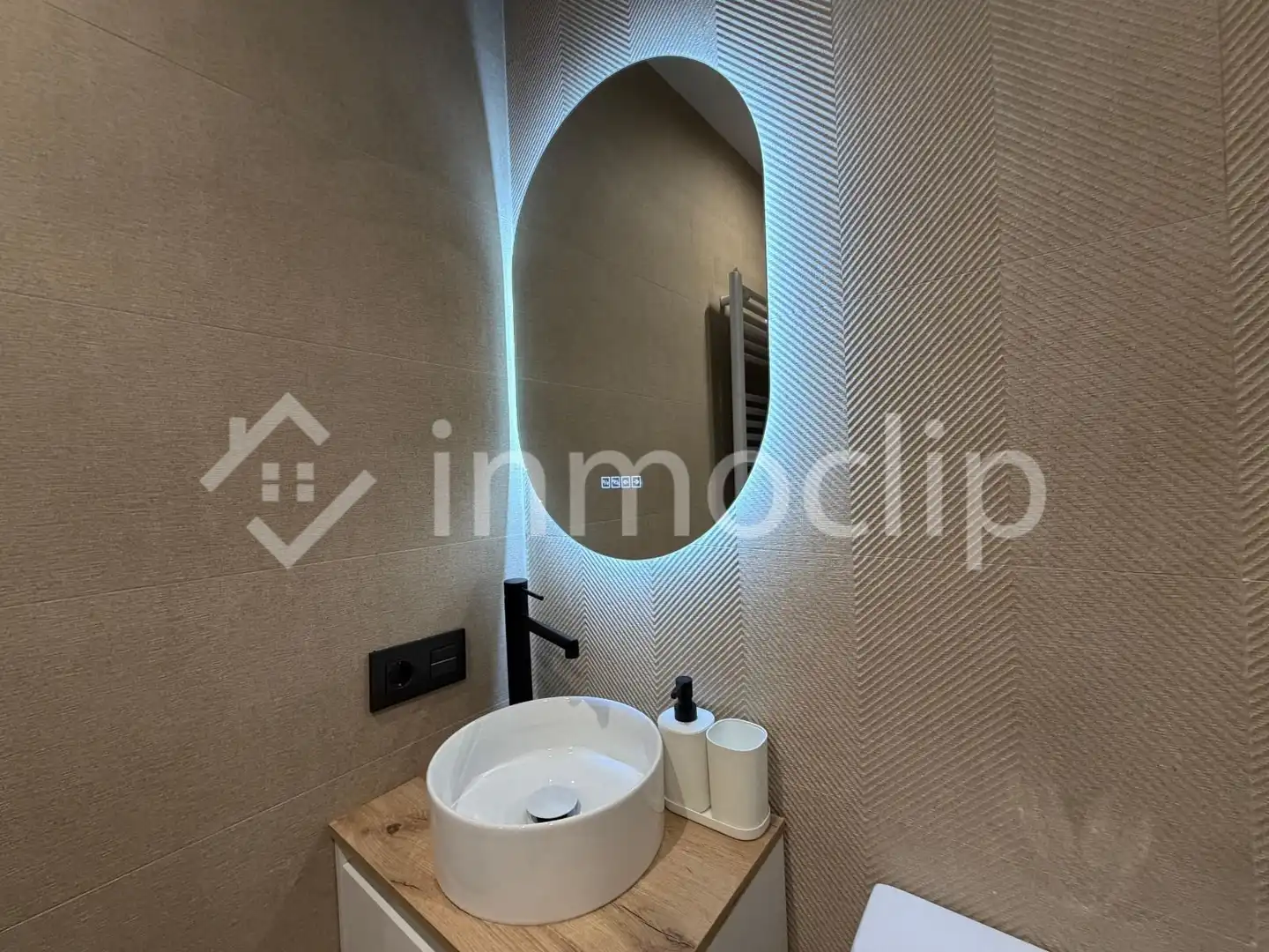 Baño de Piso de alquiler en Salamanca con Calefacción y Amueblado