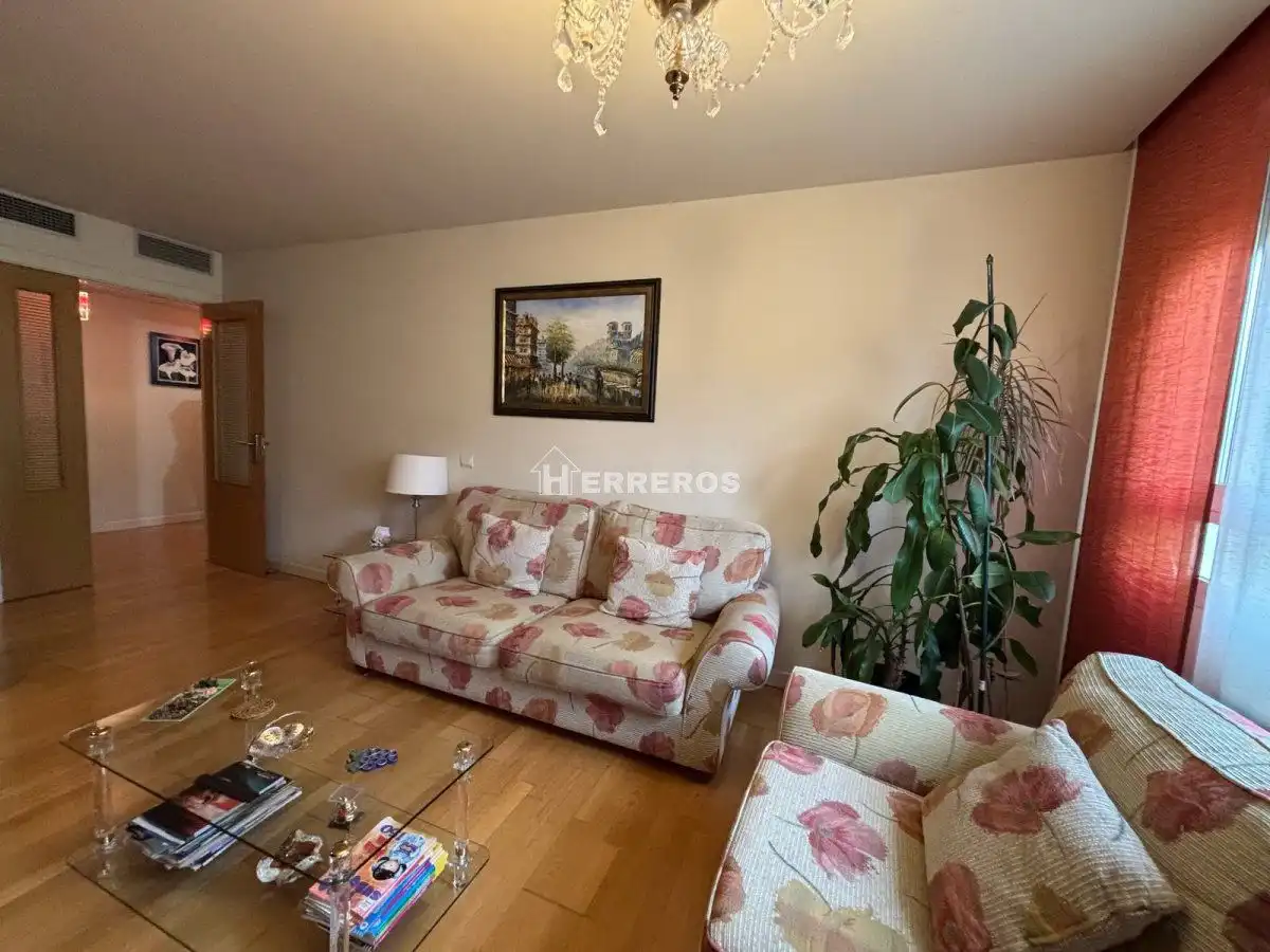 Flat for sale in Logroño, La Rioja