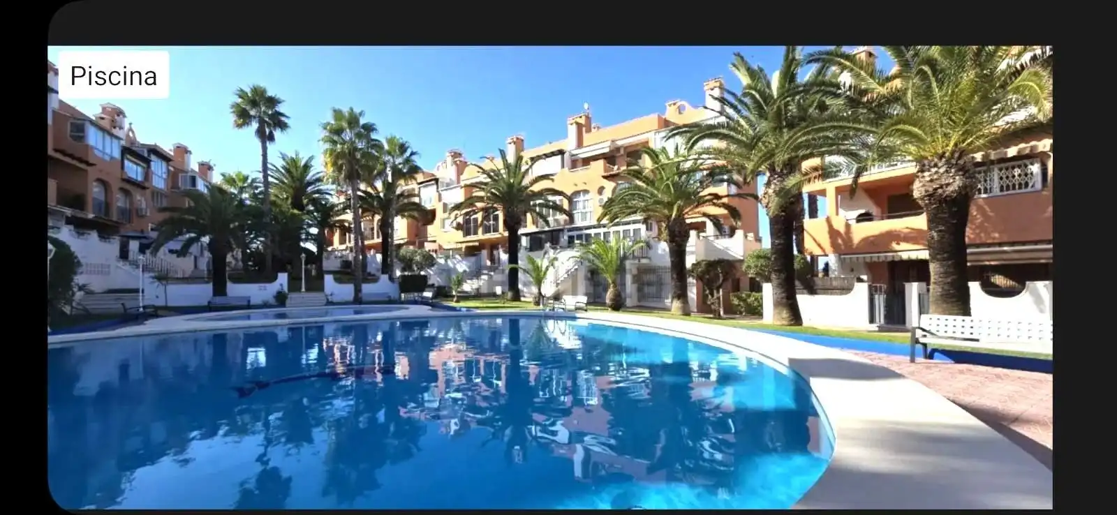 Außenansicht von Wohnungen zur Miete in Torrevieja mit Klimaanlage, Möbliert und Gemeinschaftspool
