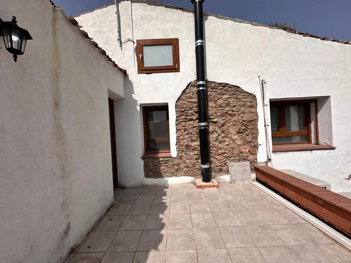 Vista exterior de Casa adosada en venda en Castellar del Vallès amb Aire condicionat, Calefacció i Parquet
