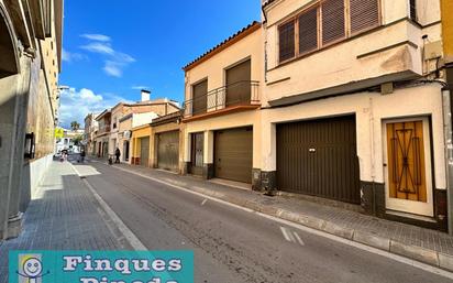 Vista exterior de Casa o xalet en venda en Malgrat de Mar amb Terrassa i Balcó