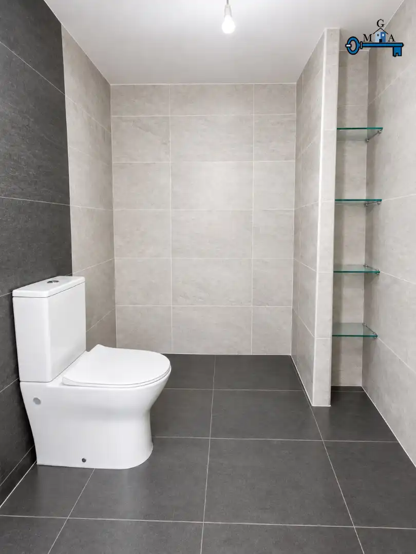 Baño de Local en venta en La Avanzada - La Cueva