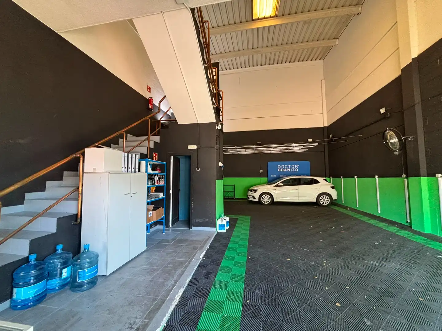 Industrial buildings for rent in Calle Belgrado, 3, Europolis