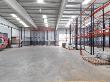 Local comercial en venda a Avenida Fàbrica Nova
