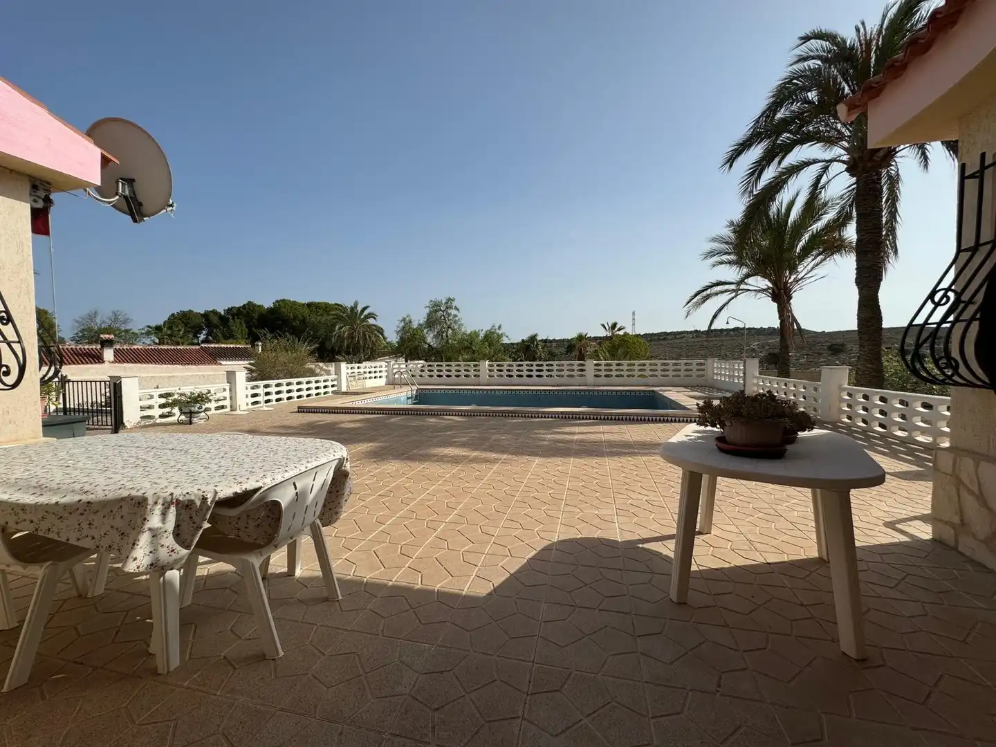 Piscina de Casa o xalet en venda en Alicante / Alacant amb Calefacció, Jardí privat i Terrassa