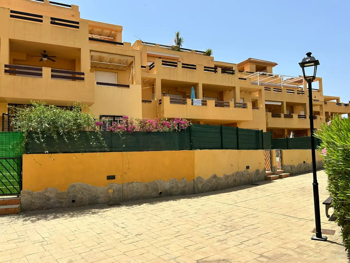 Vista exterior de Apartament en venda en Vera amb Piscina comunitària