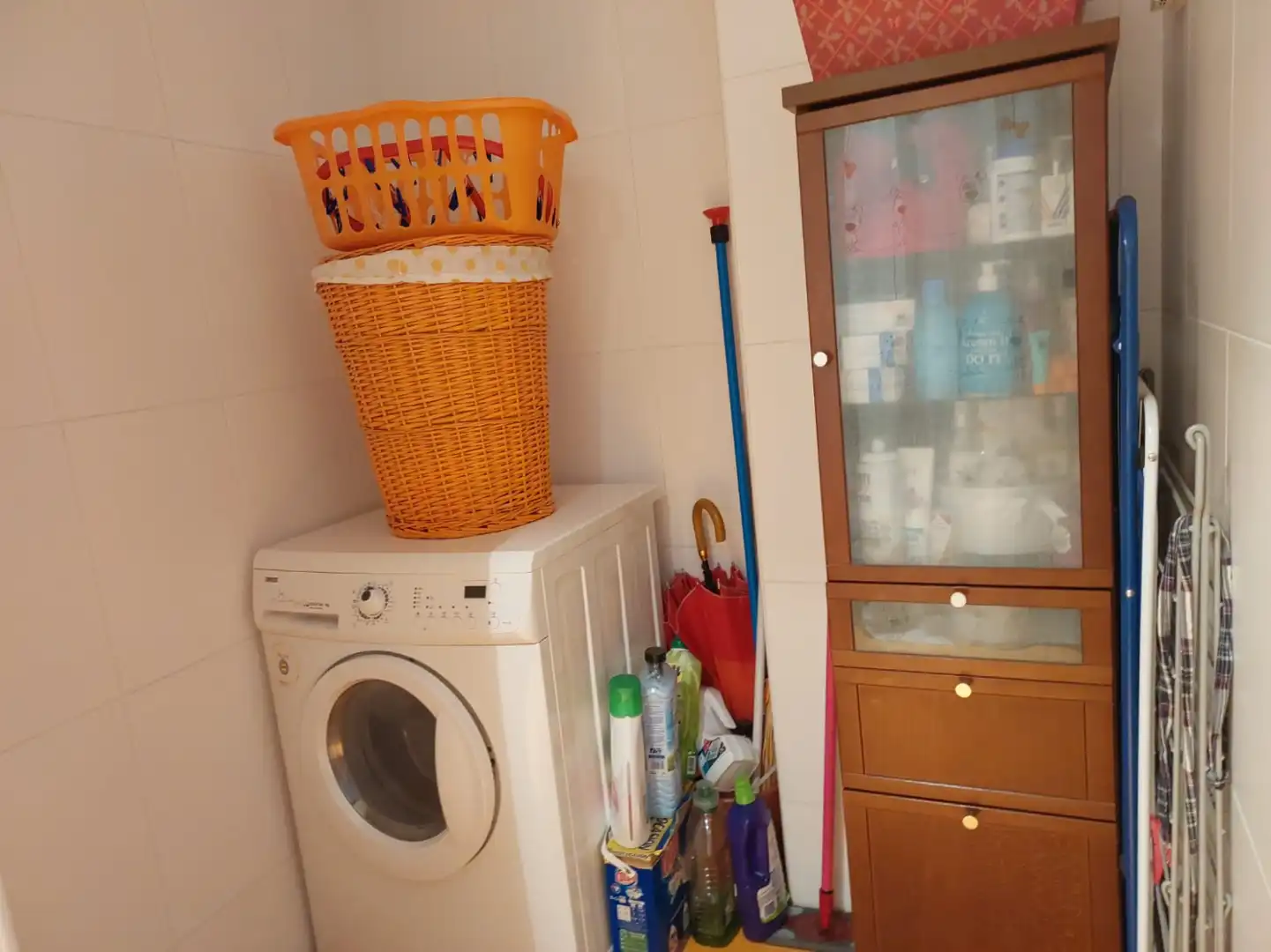 Habitación de Piso de alquiler en Gijón  con Calefacción, Jardín privado y Parquet