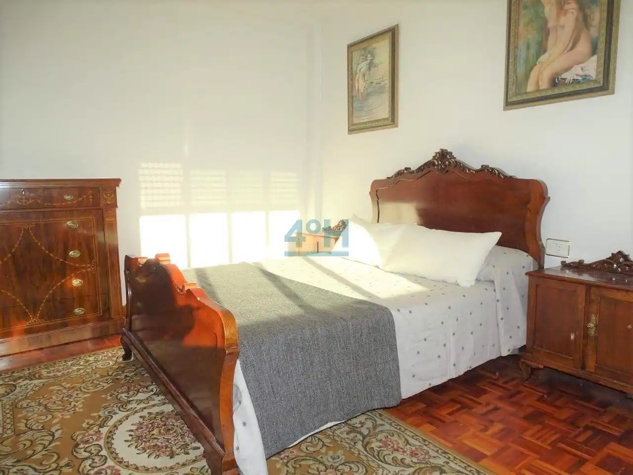 Dormitori de Apartament en venda en Ourense Capital  amb Calefacció, Parquet i Moblat