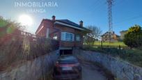 Vista exterior de Casa o xalet en venda en Bárcena de Cicero amb Calefacció, Jardí privat i Terrassa